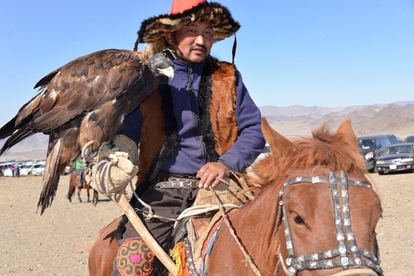 Mongolia Golden Eagle Festival 2020 Discover Altai