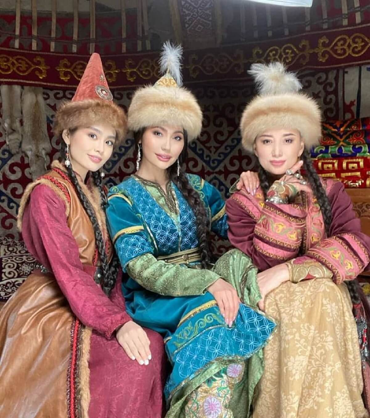 kazakh women